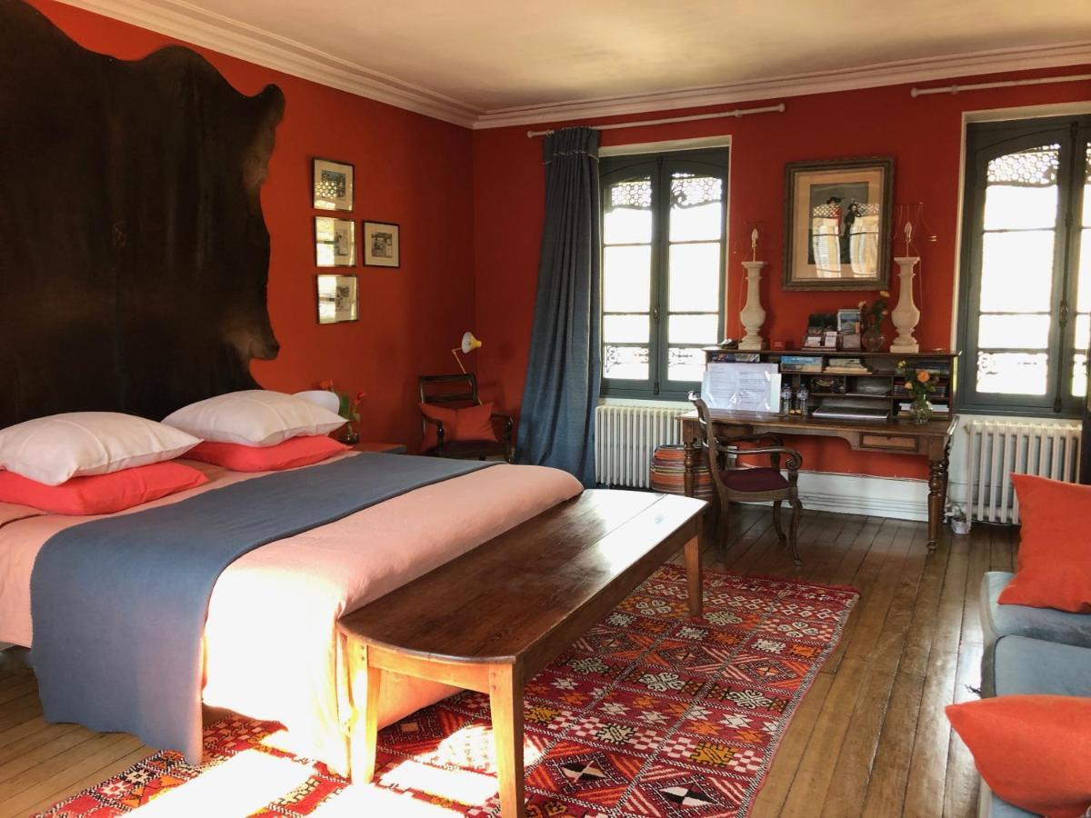 Bed In Versailles - Villa De La Piece D'Eau Des Suisses Exterior photo