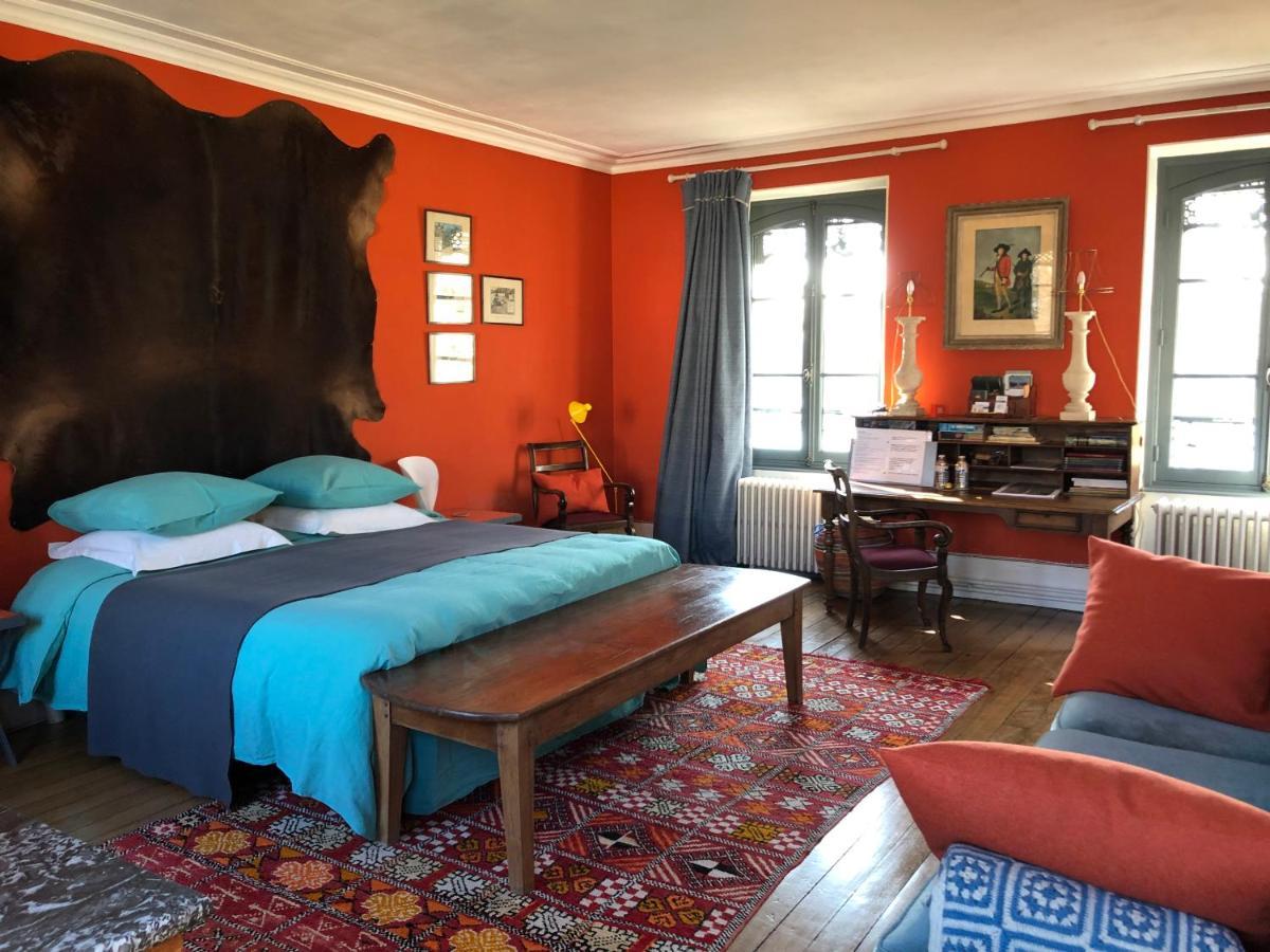 Bed In Versailles - Villa De La Piece D'Eau Des Suisses Exterior photo